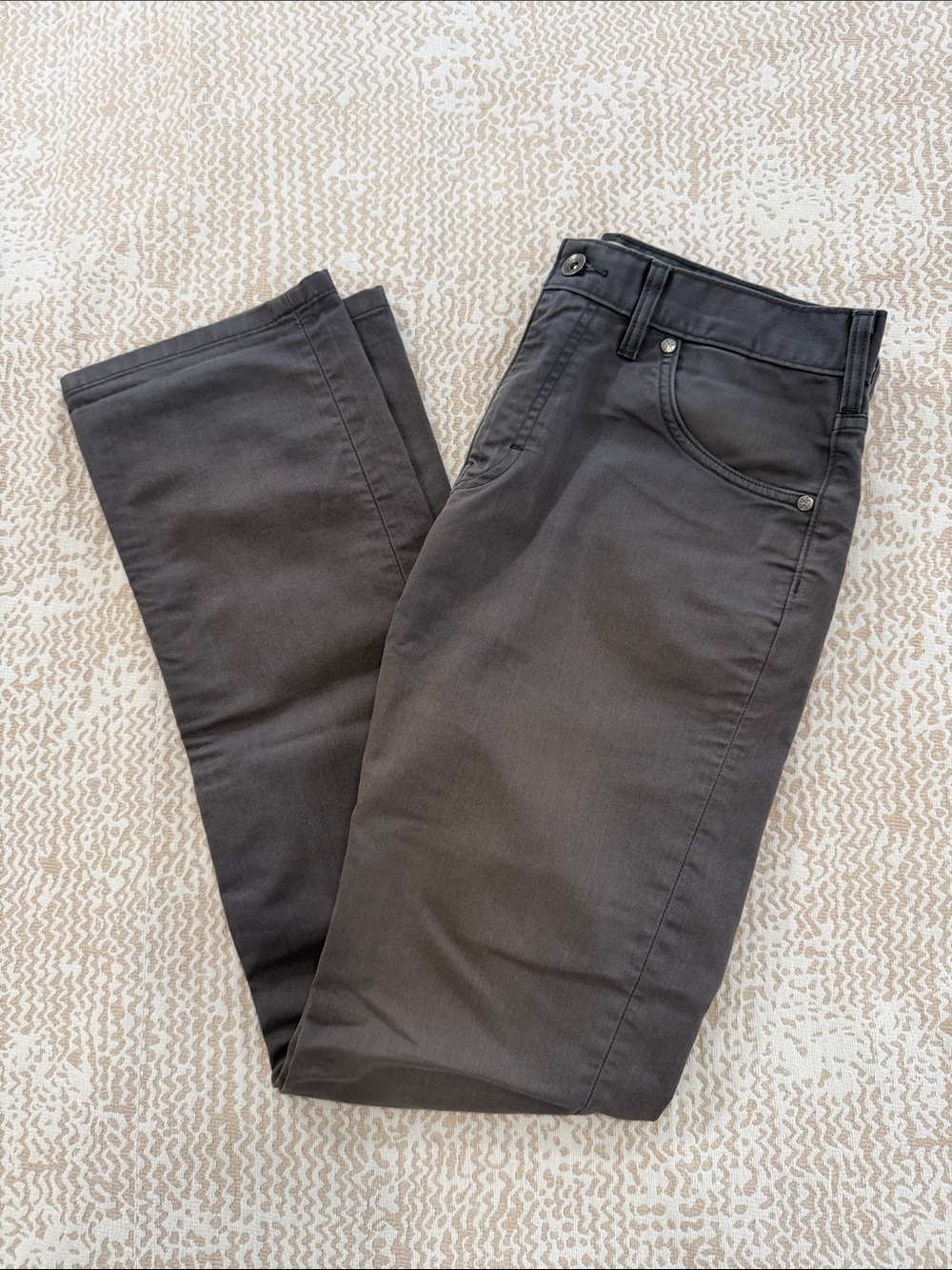 Patagonia Men's Slim Straight Jeans in Charcoal Gray